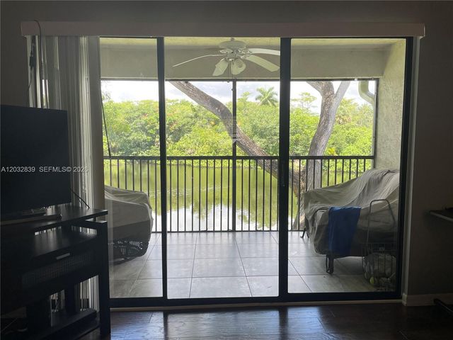 3871 N Carambola Circle N 2955, Coconut Creek, FL 33066