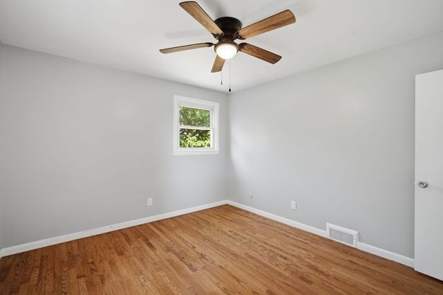 218 Maple St, East Longmeadow, MA 01106