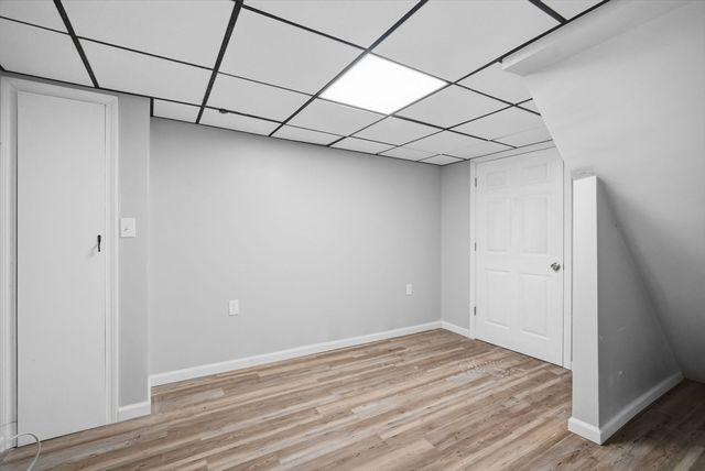 218 Maple St, East Longmeadow, MA 01106