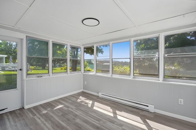 218 Maple St, East Longmeadow, MA 01106