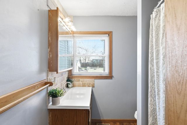 1844 N Garland St, Wichita, KS 67203