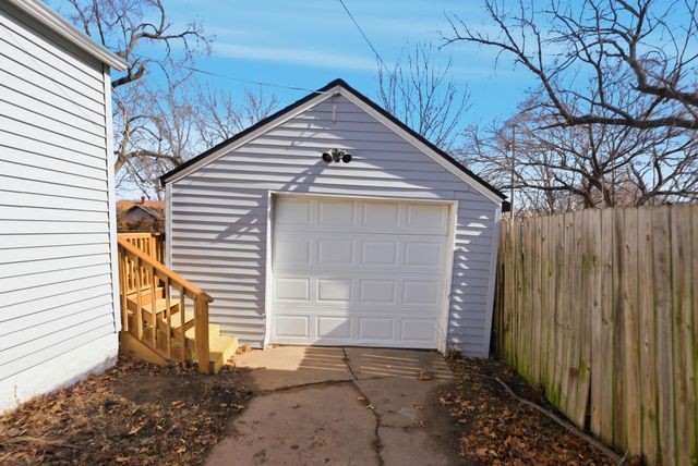 1844 N Garland St, Wichita, KS 67203