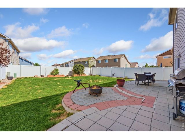 375 Shadowbrook Dr, Windsor, CO 80550