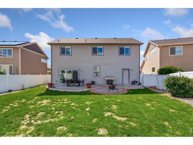 375 Shadowbrook Dr, Windsor, CO 80550