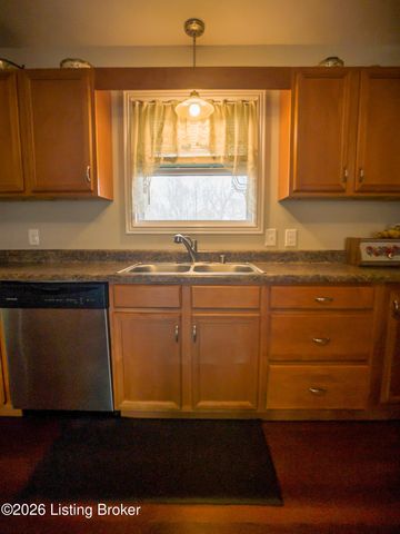 1189 Little Clifty Rd, Big Clifty, KY 42712