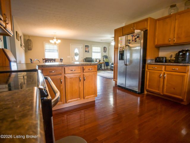 1189 Little Clifty Rd, Big Clifty, KY 42712