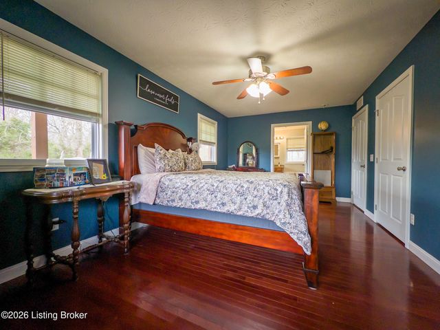 1189 Little Clifty Rd, Big Clifty, KY 42712