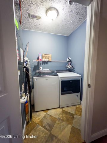 1189 Little Clifty Rd, Big Clifty, KY 42712