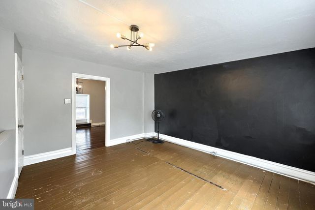 716 W PHILADELPHIA ST, York, PA 17401