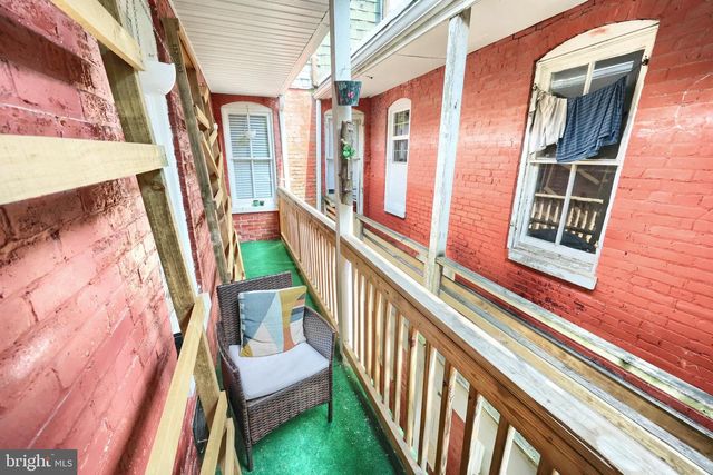 716 W PHILADELPHIA ST, York, PA 17401