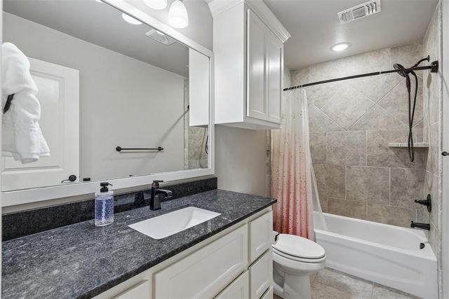 2725 Sunflower Drive, Edmond, OK 73013