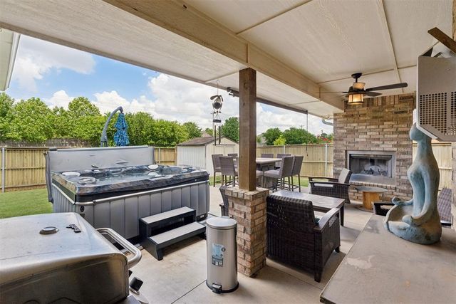 2725 Sunflower Drive, Edmond, OK 73013