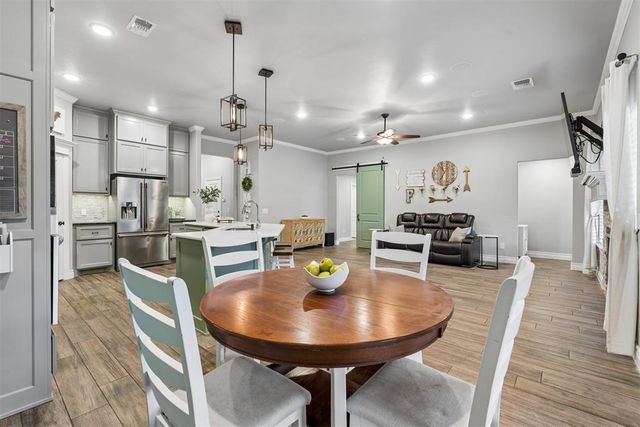 2725 Sunflower Drive, Edmond, OK 73013
