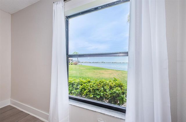 6145 SUN BOULEVARD 107, St Petersburg, FL 33715