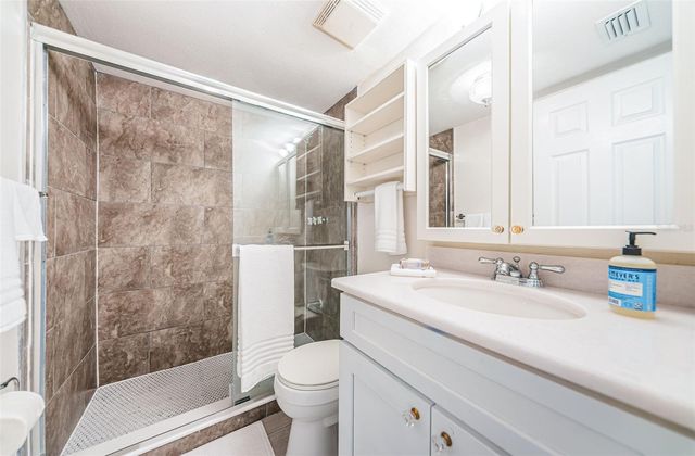 6145 SUN BOULEVARD 107, St Petersburg, FL 33715