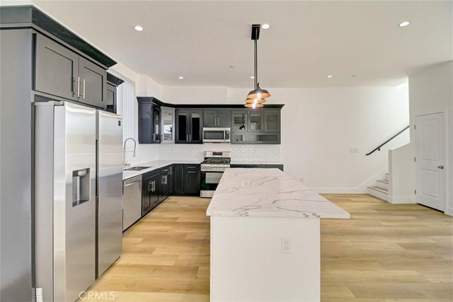 3018 west Boulevard, Los Angeles, CA 90016