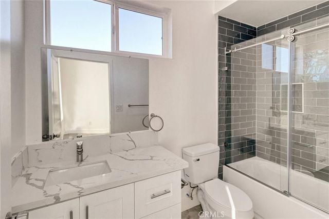 3018 west Boulevard, Los Angeles, CA 90016