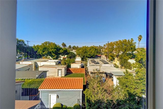 3018 west Boulevard, Los Angeles, CA 90016