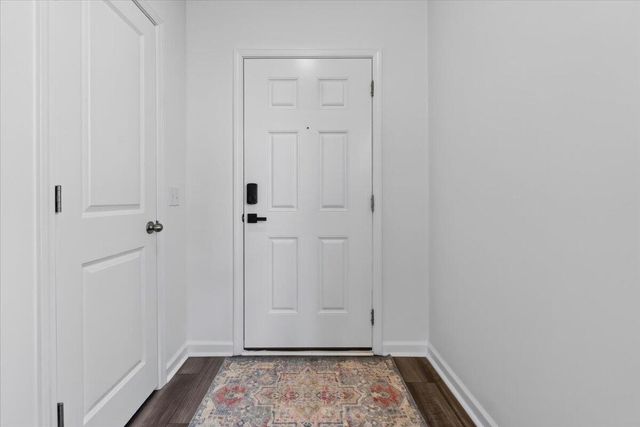 210 Phoenix Drive, Summerville, SC 29486