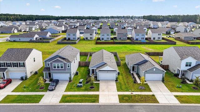 210 Phoenix Drive, Summerville, SC 29486