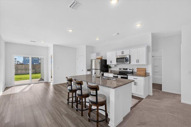 210 Phoenix Drive, Summerville, SC 29486