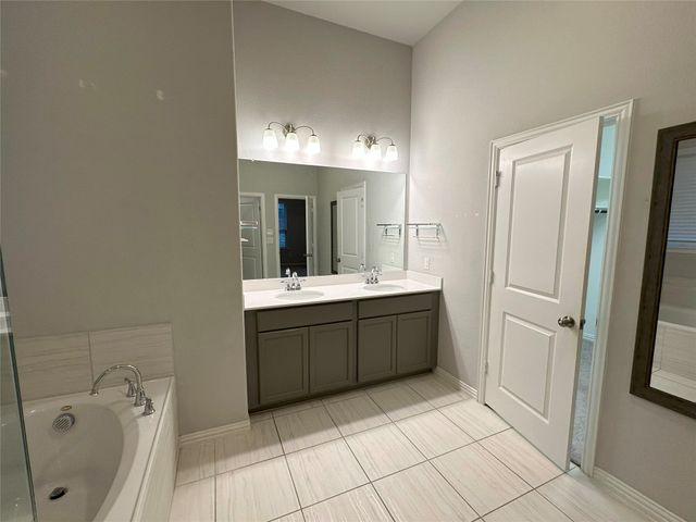 912 Monarch Lane, Celina, TX 75009