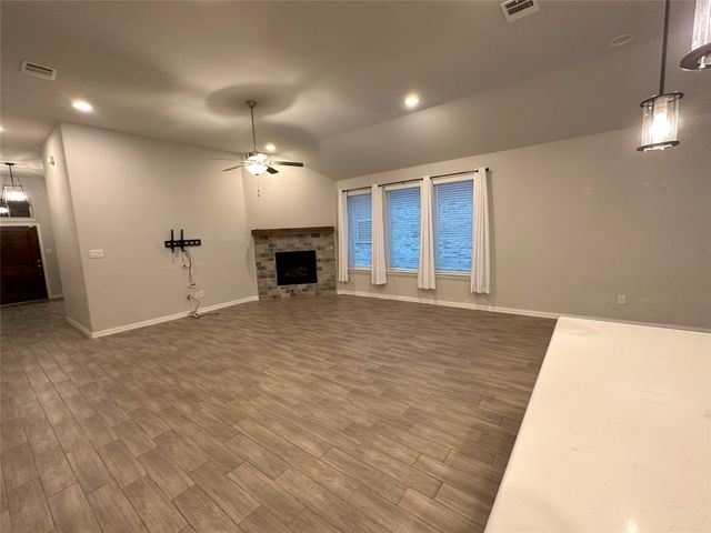 912 Monarch Lane, Celina, TX 75009