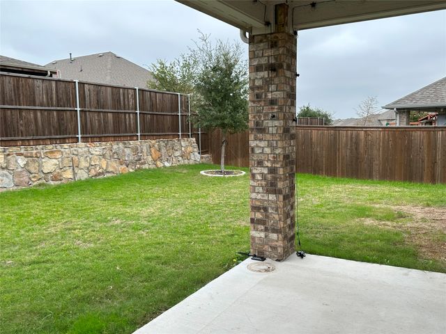 912 Monarch Lane, Celina, TX 75009