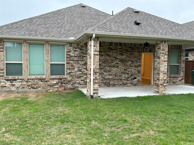 912 Monarch Lane, Celina, TX 75009