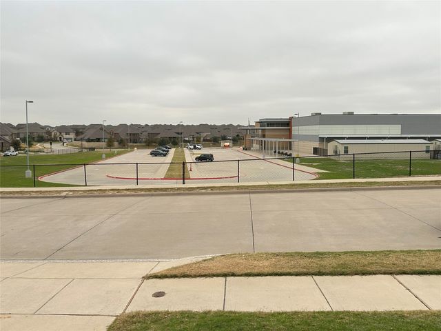 912 Monarch Lane, Celina, TX 75009