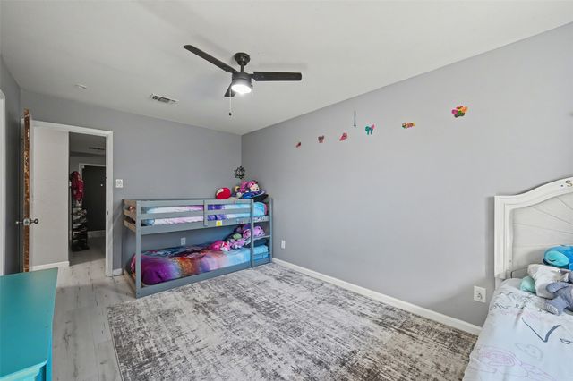 2002 Cottie Lane, Arlington, TX 76010