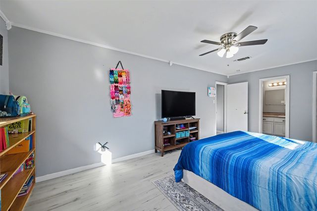 2002 Cottie Lane, Arlington, TX 76010