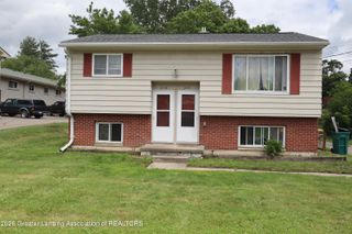 2174-2176 Meadowlawn Drive, Holt, MI 48842