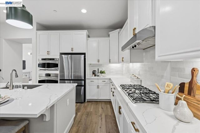 3135 Central Pkwy, Dublin, CA 94568