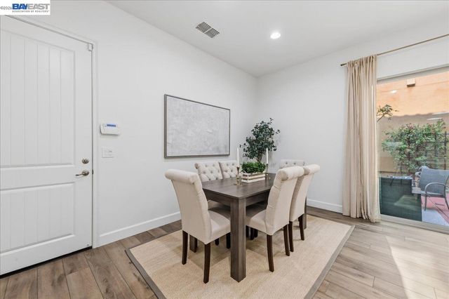 3135 Central Pkwy, Dublin, CA 94568