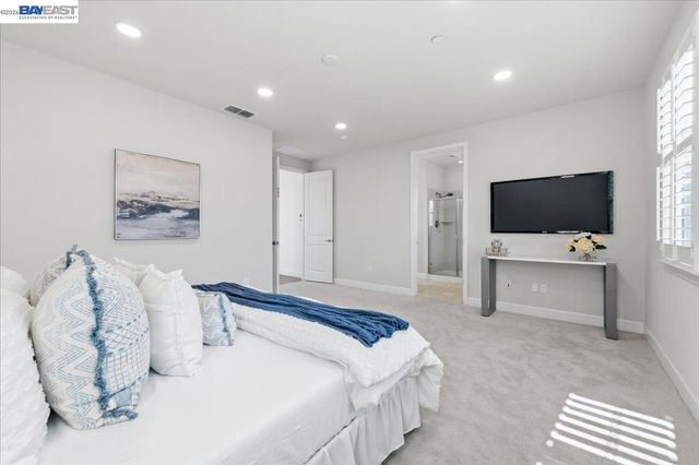 3135 Central Pkwy, Dublin, CA 94568