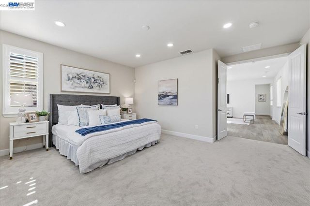 3135 Central Pkwy, Dublin, CA 94568