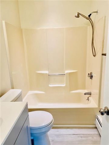175 Massachusetts Avenue 104, Warwick, RI 02888