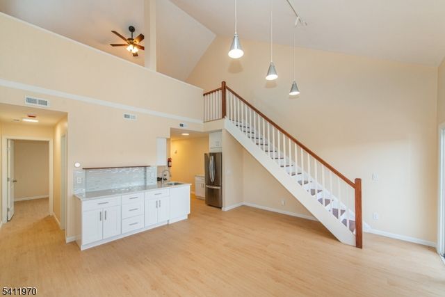 1 Alta Ct 6, Vernon Twp., NJ 07462