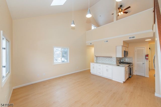 1 Alta Ct 6, Vernon Twp., NJ 07462