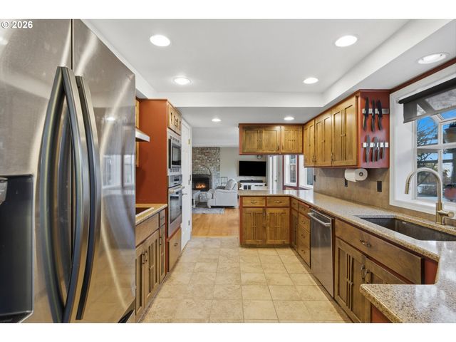 714 Nw 4TH Ave, Battle Ground, WA 98604