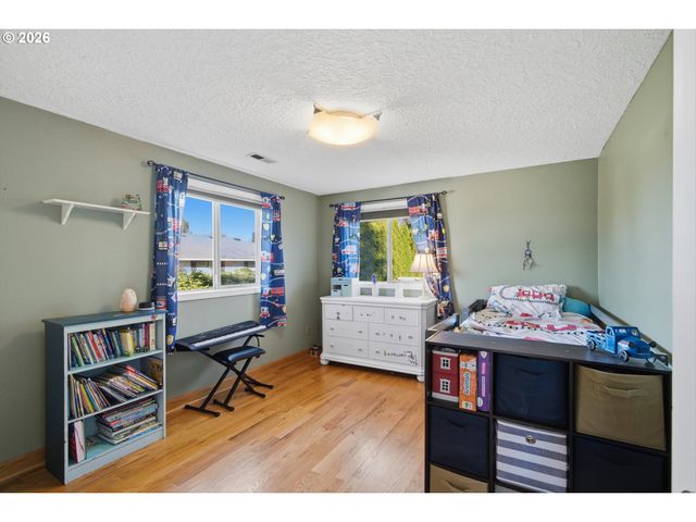 714 Nw 4TH Ave, Battle Ground, WA 98604