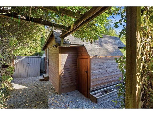 714 Nw 4TH Ave, Battle Ground, WA 98604
