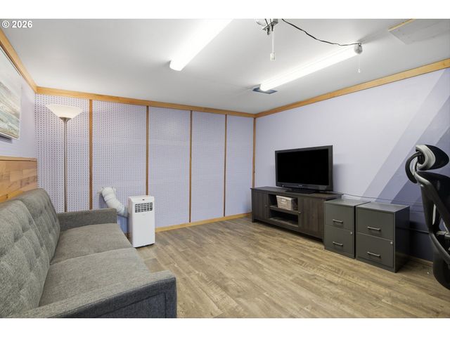 714 Nw 4TH Ave, Battle Ground, WA 98604