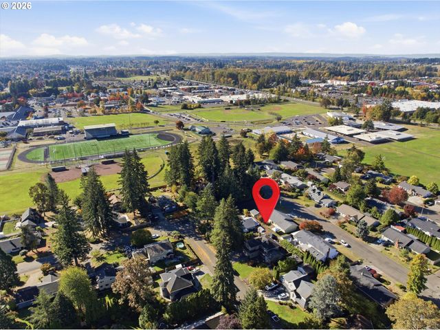 714 Nw 4TH Ave, Battle Ground, WA 98604