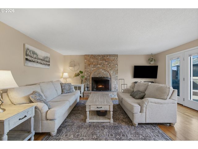 714 Nw 4TH Ave, Battle Ground, WA 98604