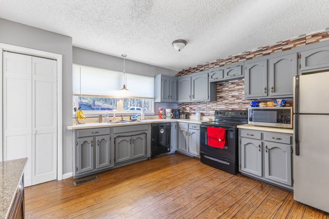 2114 Scotty Parker Rd, Gallatin, TN 37066