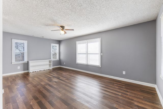 2114 Scotty Parker Rd, Gallatin, TN 37066