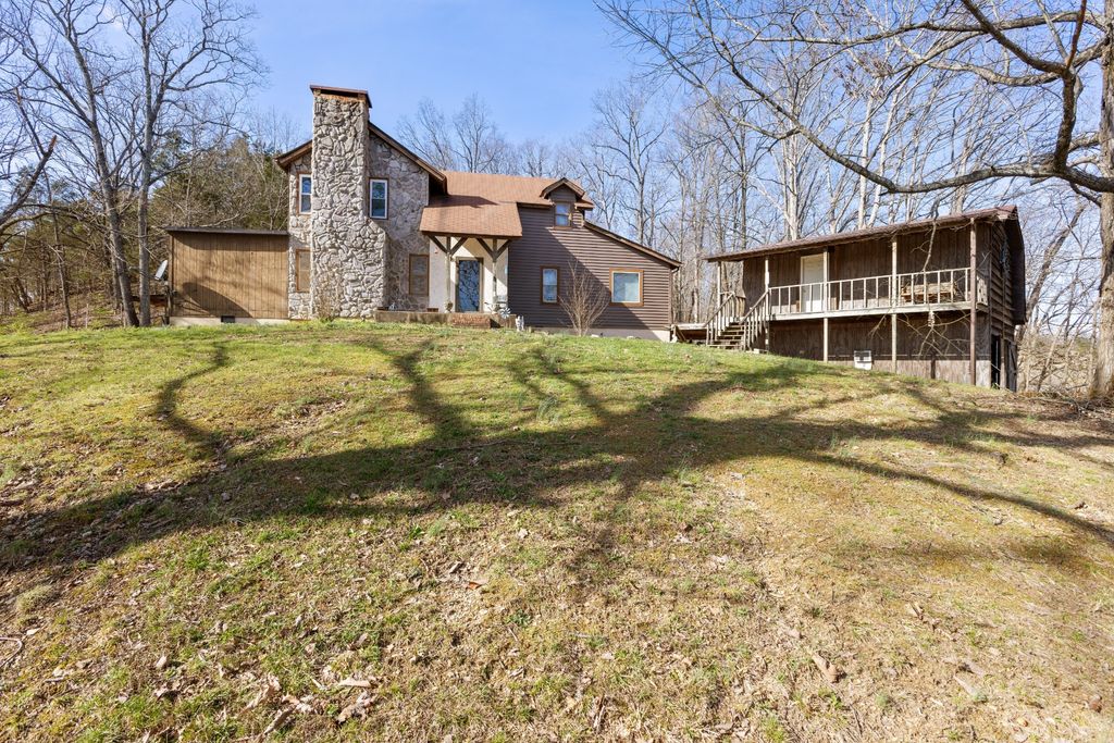 2114 Scotty Parker Rd, Gallatin, TN 37066