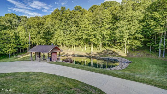 167 Tailwater Road, Bluff City, TN 37618